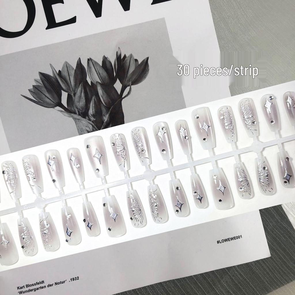 Starlight Blush Silver Nails: 30-Piece High-End Cool Wearable Nail Art Patch