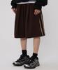Boundary Single-Pleat Sideline Bermuda Shorts [Brown]