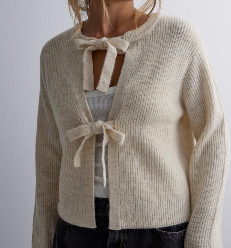 2026 Autumn/Winter Women's Solid Color Loose Knit Cardigan with Tie-up - European and American Style