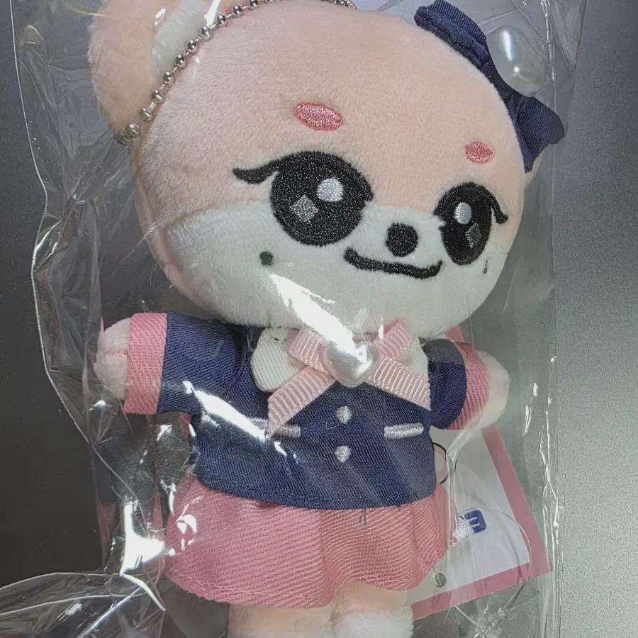 

Ive Ether Miniv School Plush Keyring