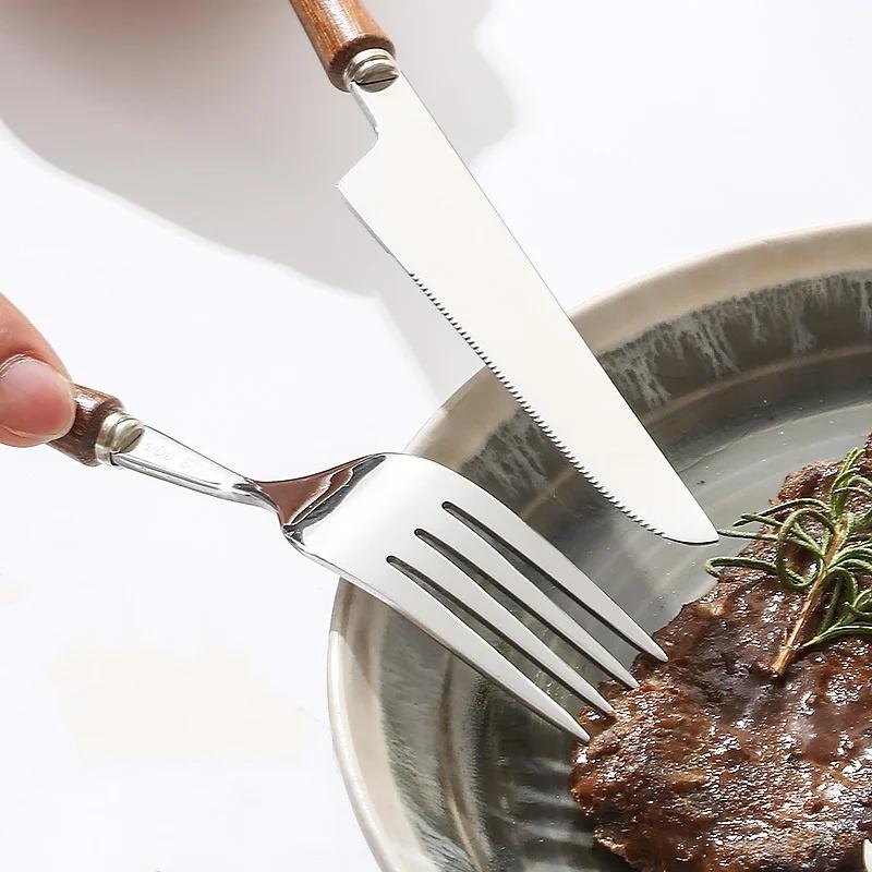 Nádobí z nerezové oceli Dřevěná rukojeť Sada příborů Nůž Vidlička Lžíce Čajová lžička Nůž na steak Dezert Kávová naběračka Pomůcky pro domácnost