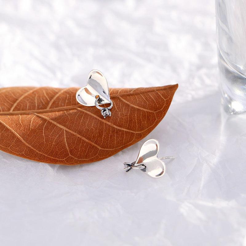 Retro Love Zircon Earrings Small Commuter Temperament Earrings New Style