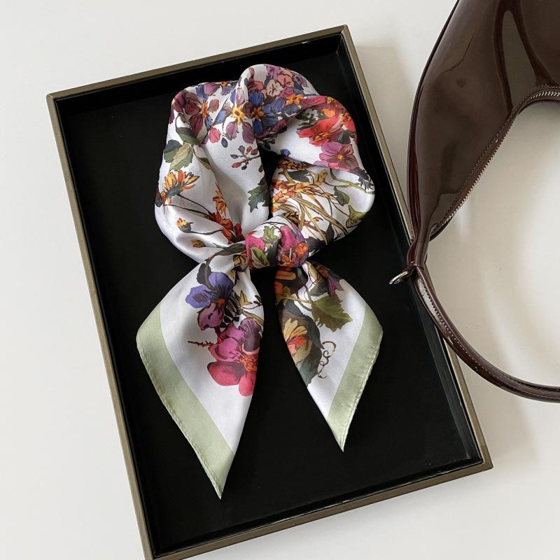 70Cm Silk Scarf Neck Small Square Scarf Women'S Spring And Summer Temperament Versatile Silk Scarf High-End Fashion Thin Scarf