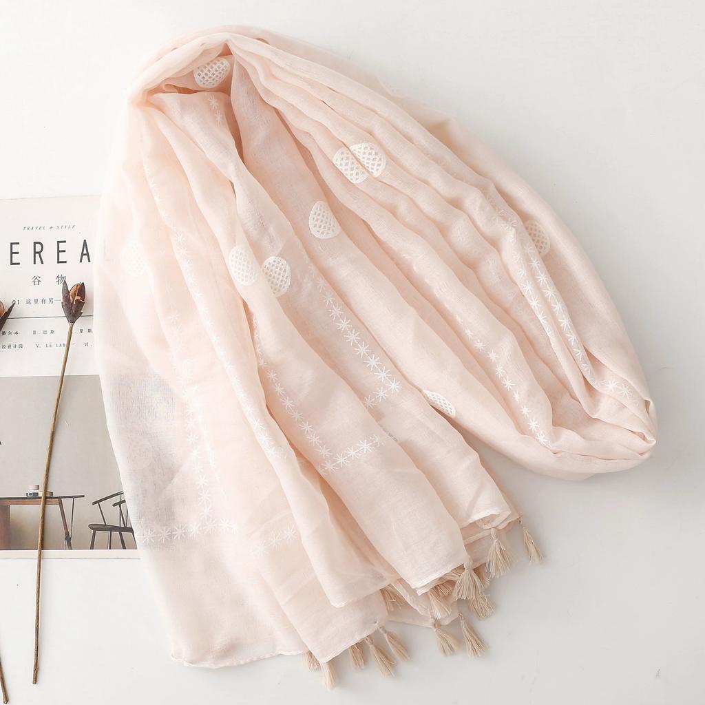 New Autumn And Winter Soft Comfortable Scarf Long Vintage Elegant Tassel Decorated Scarf For Women 180*88Cm