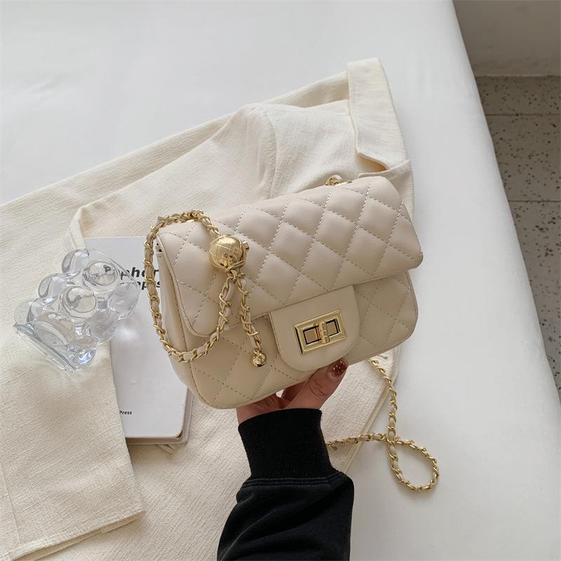 

Сумка женская сумка 2025 новая популярная высококлассная бриллиантовая маленькая золотая шариковая цепочка кроссбоди маленькая квадратная сумка популярная сумка через плечо Small