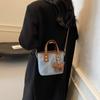 Premium Retro Small Bag Women'S Bag Popular Messenger Bag Portable Bucket Bag