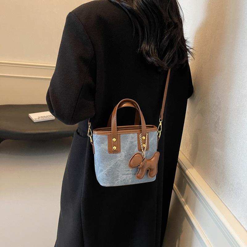 Premium Retro Small Bag Women'S Bag Popular Messenger Bag Portable Bucket Bag