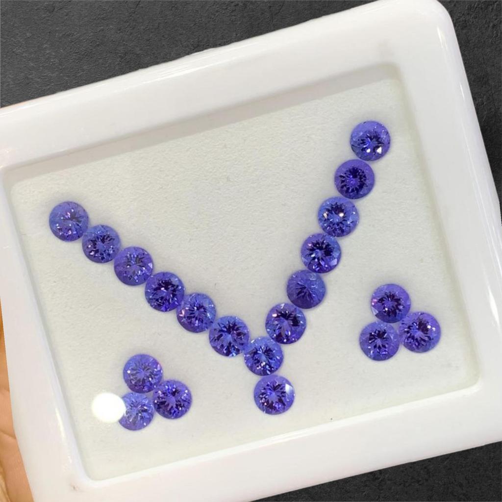 Natural Round Cut Tanzanite Gemstone Lot, AA+ Quality 20 Pieces Round Box Pack Lot.