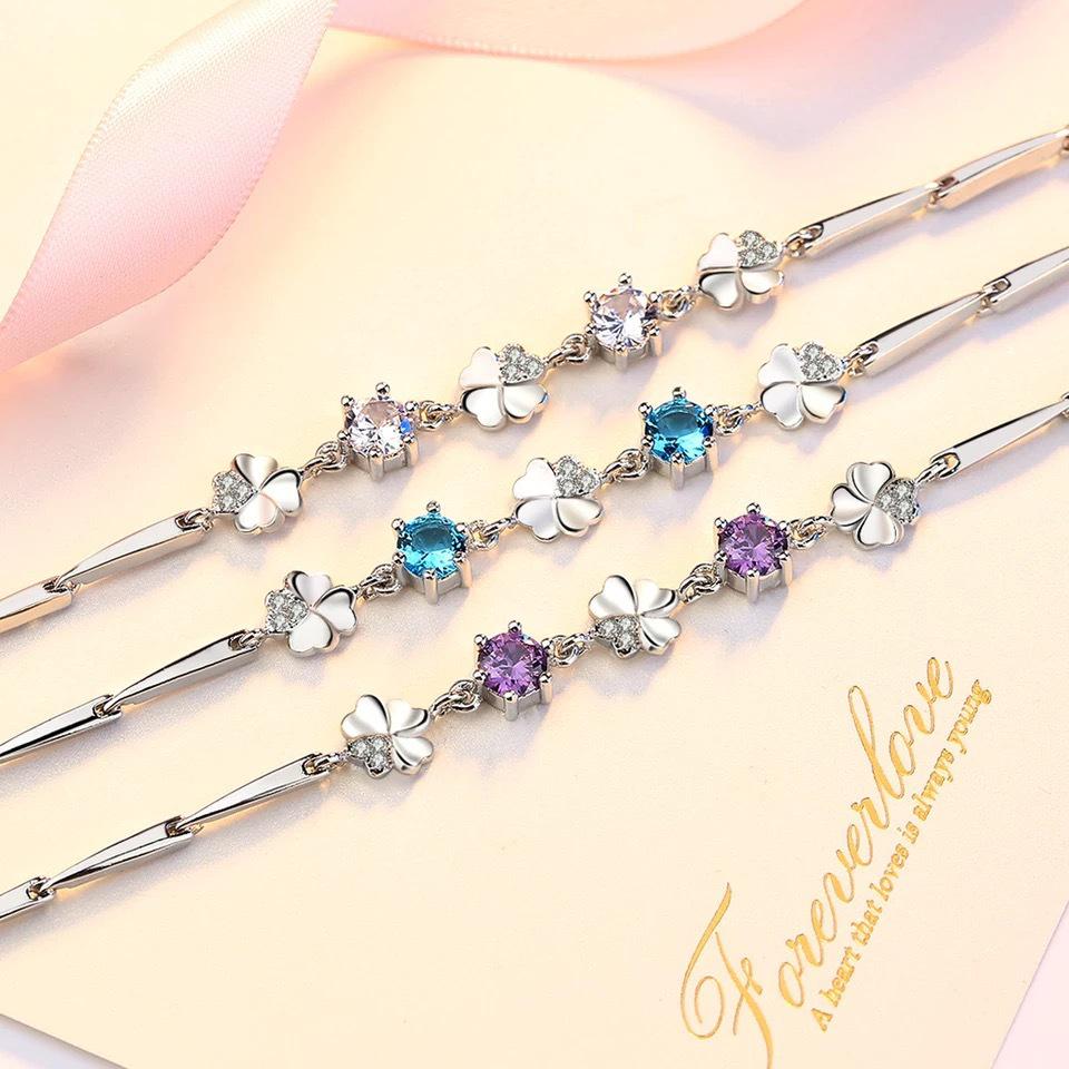 Four-Leaf Clover Handmade Lucky Bracelet for Women, Simple European and American Style, Perfect for Students and Friends