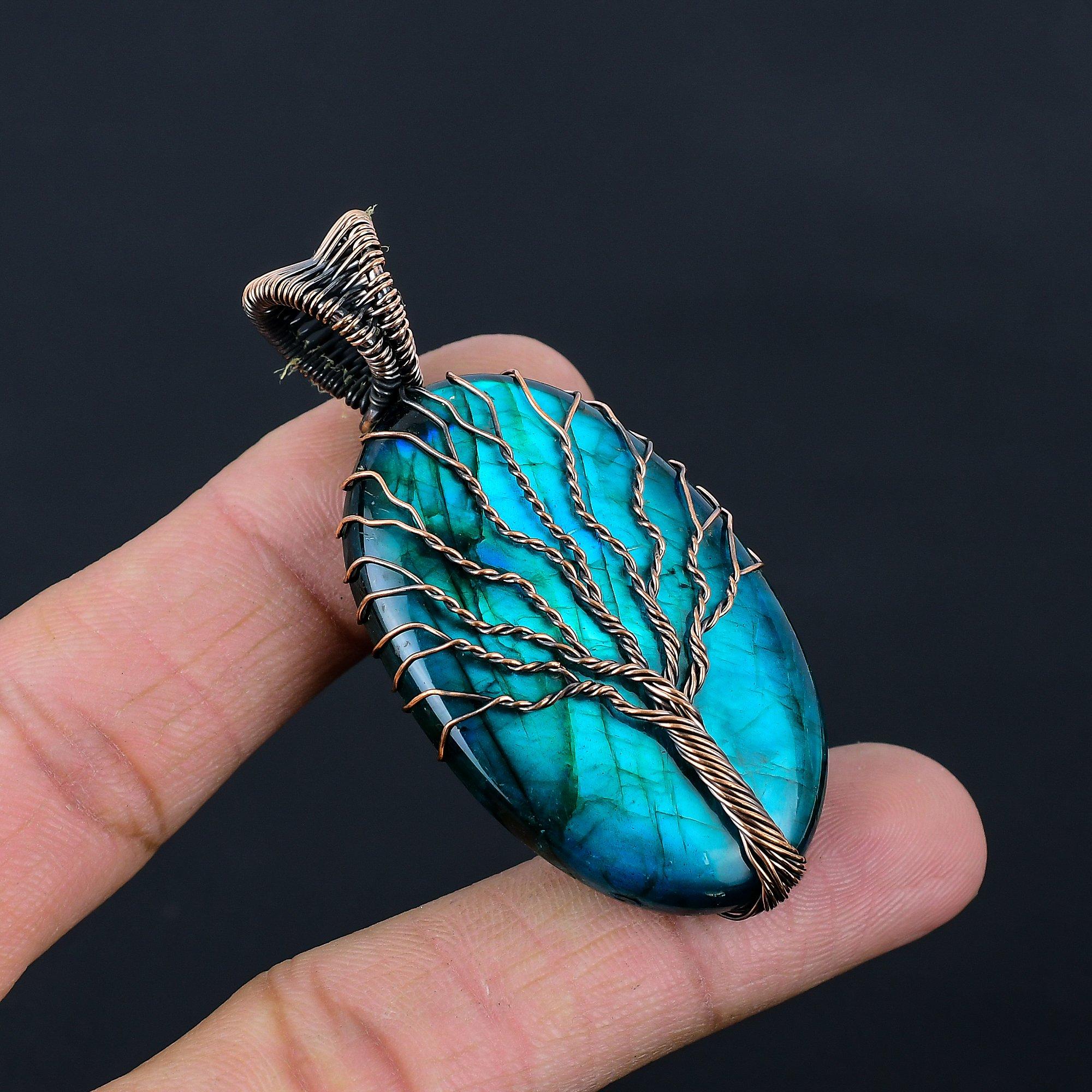 

Очаровательное Древо Жизни, неоновый синий мигающий драгоценный камень, обертка из чистой медной проволоки, ювелирный кулон ручной работы 2.56 Inches синий