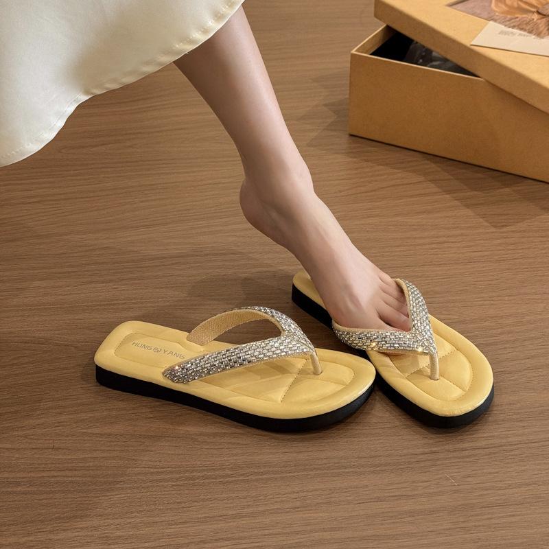 Flat bottom mop with rhinestone flip-flops new comfortable temperament women's 2025 summer retro French skirt beach mop