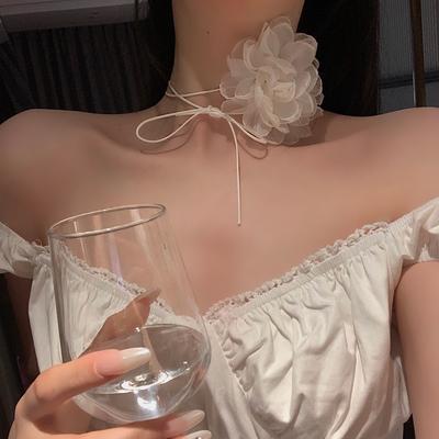 Xiaoxiangfeng Blumenhalskette, französisches Retro-Halsband, Nischen-Schlüsselbeinkette, Halsband, Halskette, Zubehör