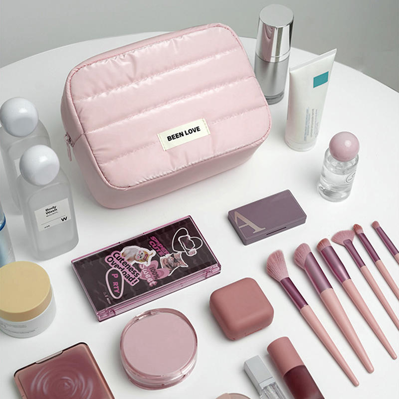 Make Up Bag Large Capacity Waterproof Makeup Handbag Travel Cosmetic Toiletry Storage Pouch Elegant Ladies Square Zipper Bag