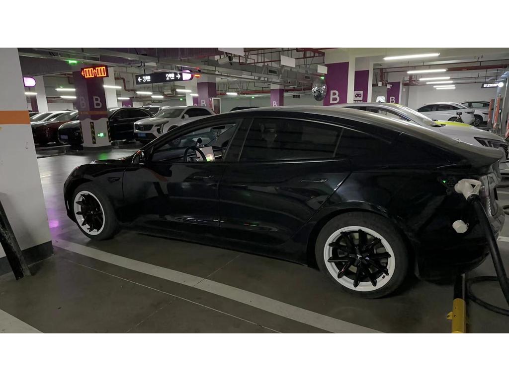 18'' Wheel Cover Cap for Tesla Model 3 Old iPad Version