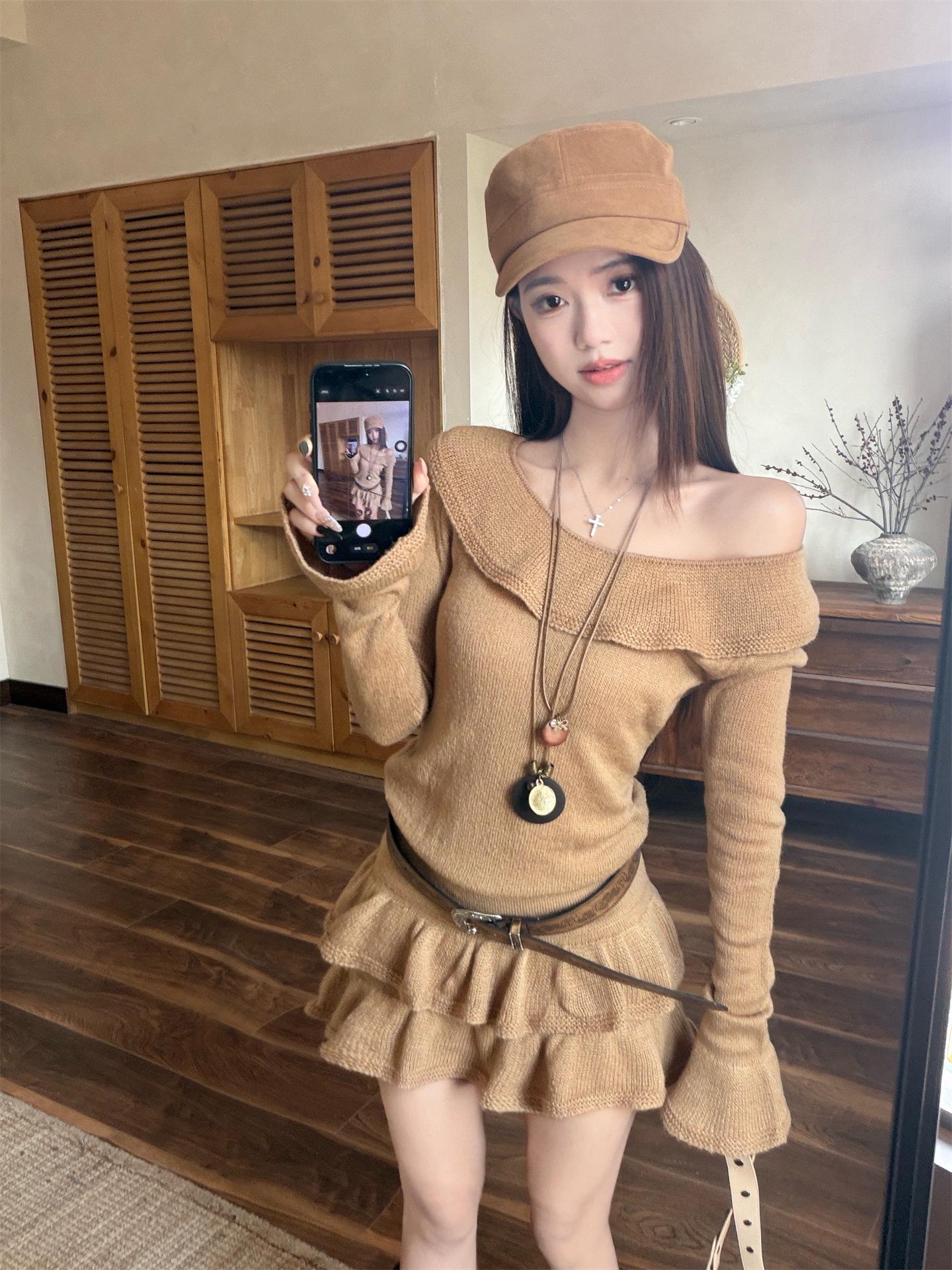 Wasteland Style Ruffled Knit Dress with Layered Skirt L