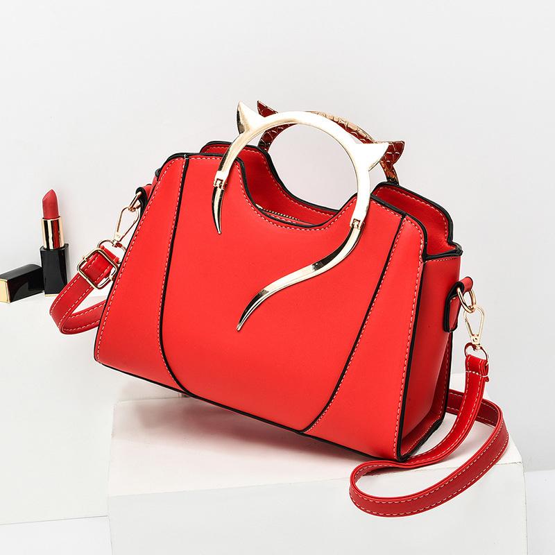 Cat Shaped Handle Women Handbag Trendy And Fashionable Solid Color Simple And Casual Crossbody Shoulder Shell Bag