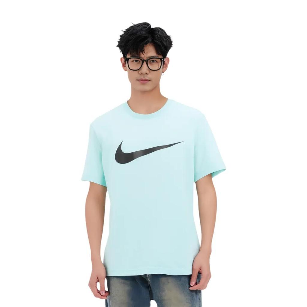 Nike T Shirts Men's Light Green Crew Neck Moderate Straight Fit (Unisex) T-Shirts BV0628 382
