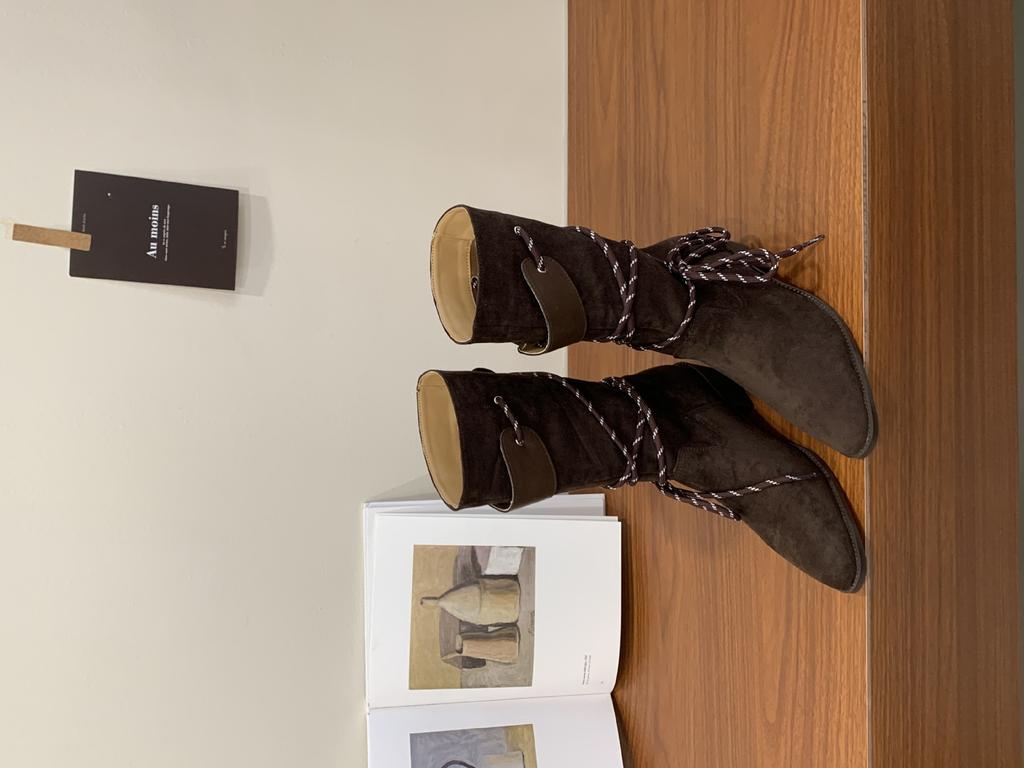 2025 autumn and winter new niche strap mid-tube boots pointed short boots knight boots Maillard western cowboy boots women