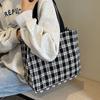 Hochwertige Nischen-Einkaufstasche für Damen, neue modische Ein-Schulter-Muttertasche für Damen, Ins College-Studenten-Klassentasche