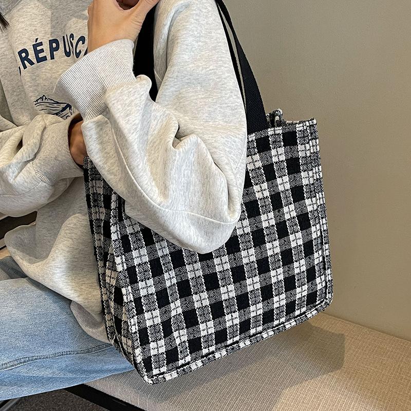 Hochwertige Nischen-Einkaufstasche für Damen, neue modische Ein-Schulter-Muttertasche für Damen, Ins College-Studenten-Klassentasche