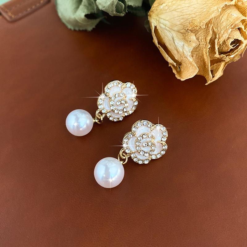 Silver Needle Pearl Camellia Earrings Black Earrings Small Fragrant Retro French Flowers