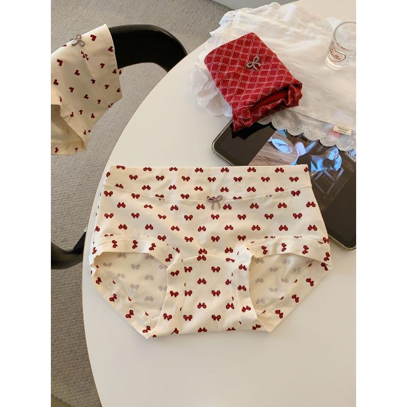 Ladies Spring and Autumn New Cotton Antibacterial Crotch Extended Crotch Red Benming Year Flat Angle Briefs