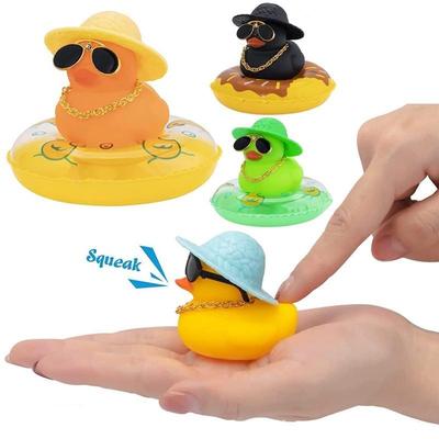 1 bucă decorare rață mașină ornamente pentru mașină cu rață de cauciuc, tablou de bord, ochelari de soare, colier, inel de înot pentru mașină, birou, dormitor, birou