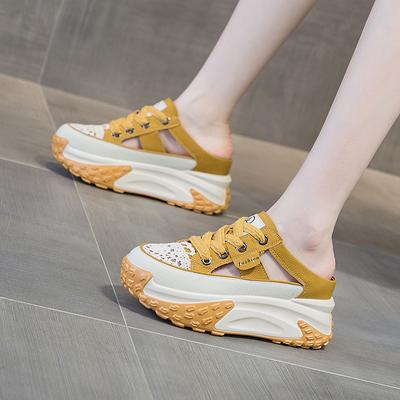 Fashion Ladies 2025 Popular Thick-soled Hole White Shoes Wear Genuine Leather Bag Head In Summer, and Half-height Slippers Inside