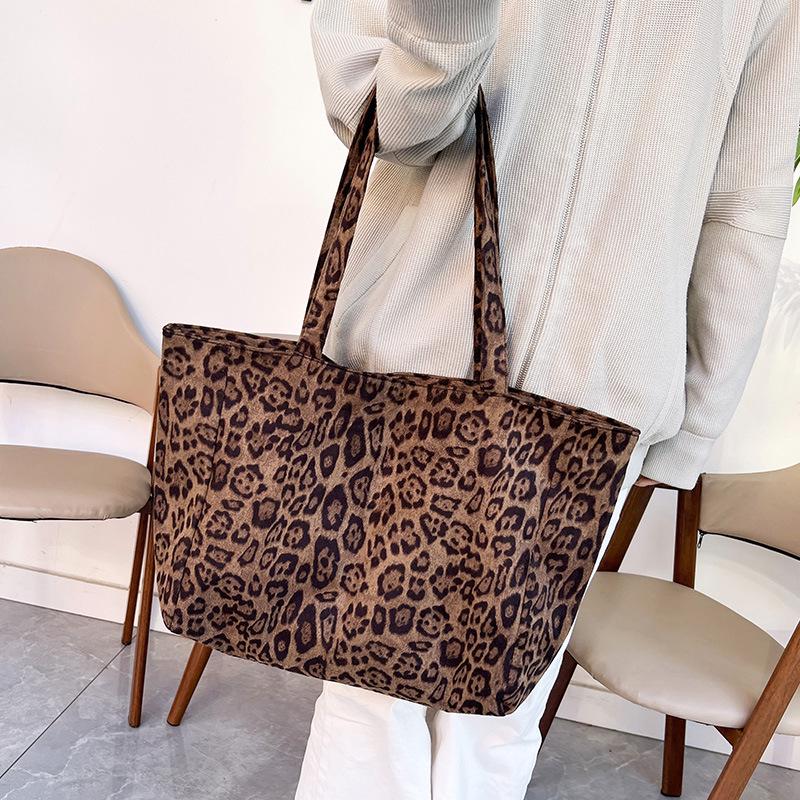 Leopard Print Large Capacity Tote Bag - Versatile Autumn/Winter Shoulder & Commuter Handbag