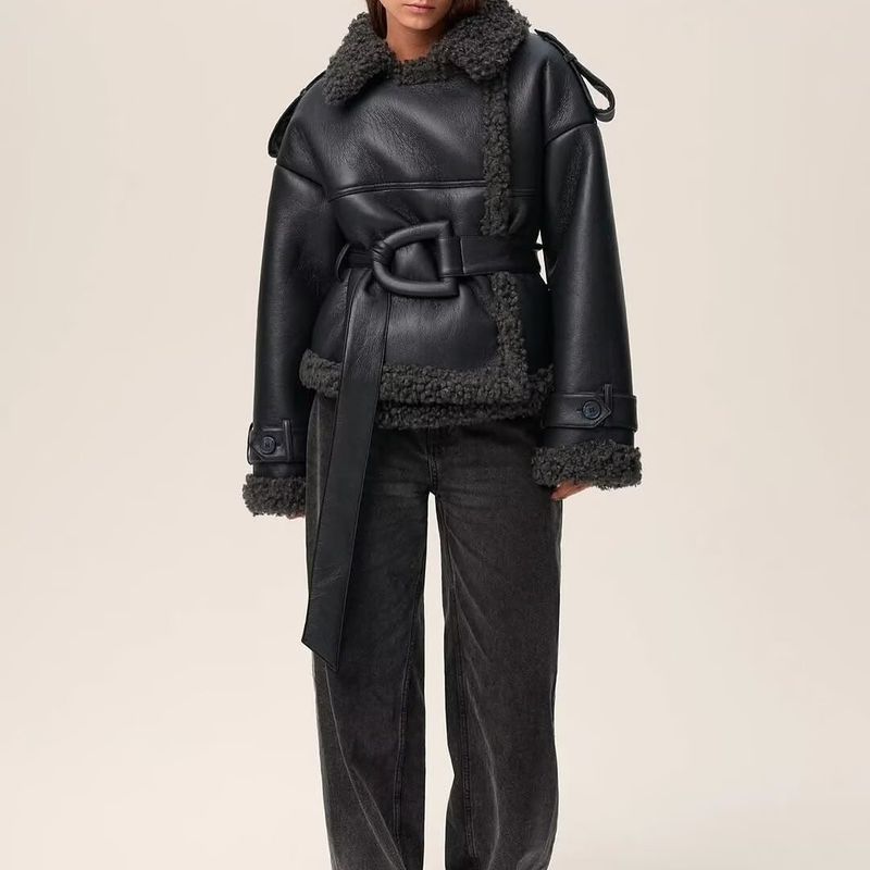 Za Autumn and Winter New Arrivals Women's Clothing Zr European and American Style Fashionable Versatile Lapel Short Leather and Fur Integrated Jacket