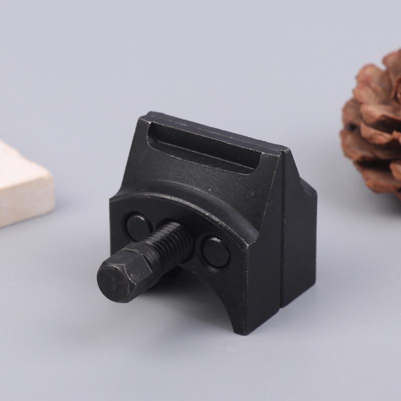 Universal Suspension Strut Spreader Tool Durable Steering Knuckle Hub Separator for Car Repair Garage Mechanic Use
