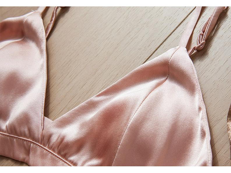 2025 Silk Wireless French Triangle Bra - Breathable, Comfortable Summer Underwear for Women, Japanese Style