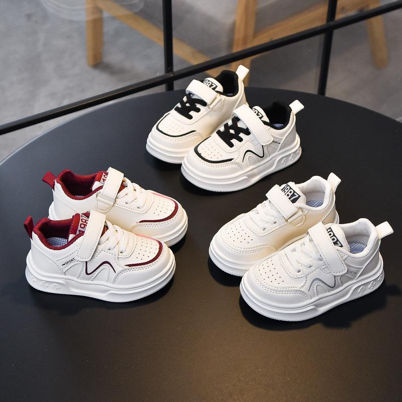 New Model Children's Board Shoes, Boys' Sports Shoes with Soft Soles, Girls' Shoes