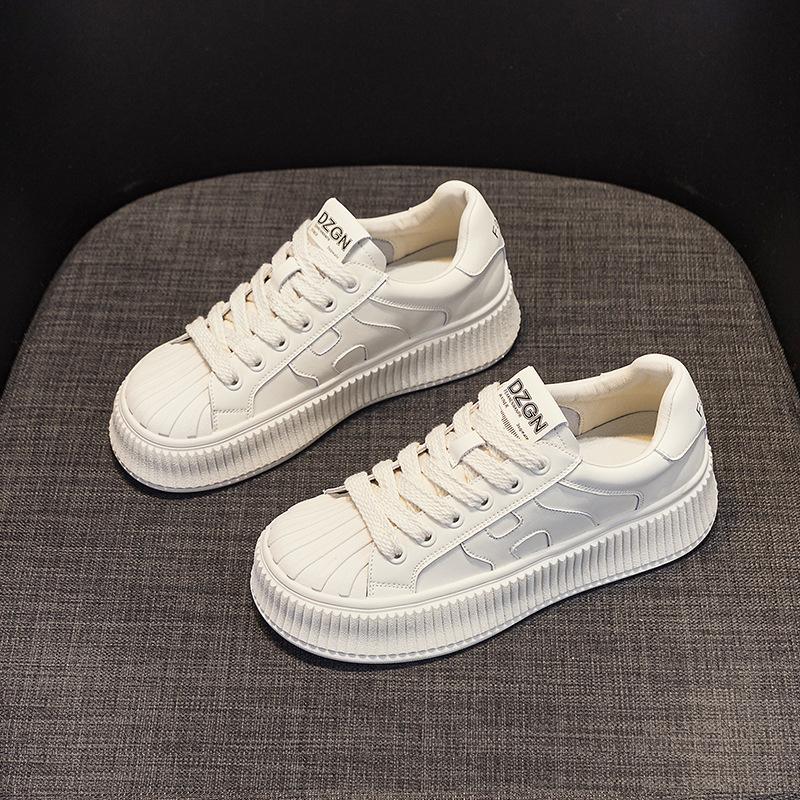Little white shoes women's autumn and winter new shell head platform biscuit shoes versatile four seasons sports style casual board shoes flat shoes