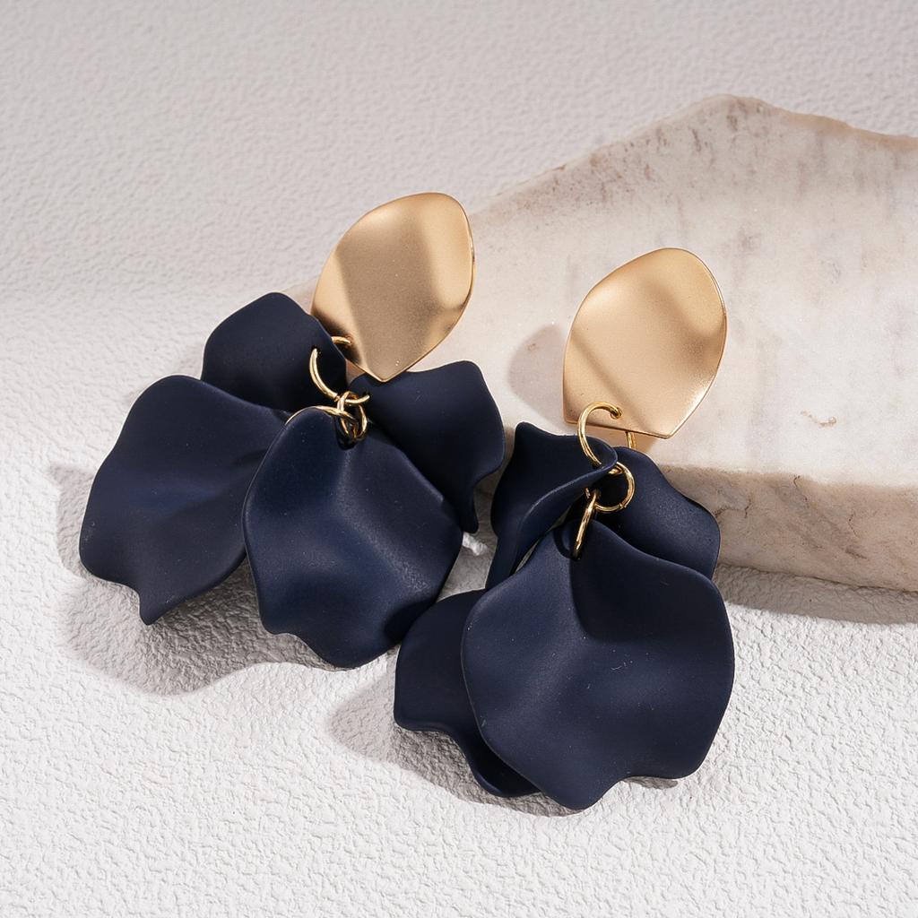 Personalized acrylic irregular pleated flower silver needle earrings unique earrings