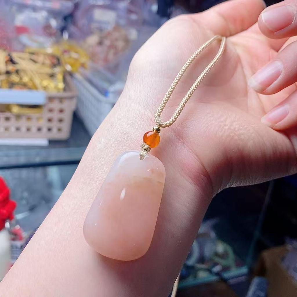 Exquisite Gold Silk Peach Blossom Jade Unisex Pendant Necklace