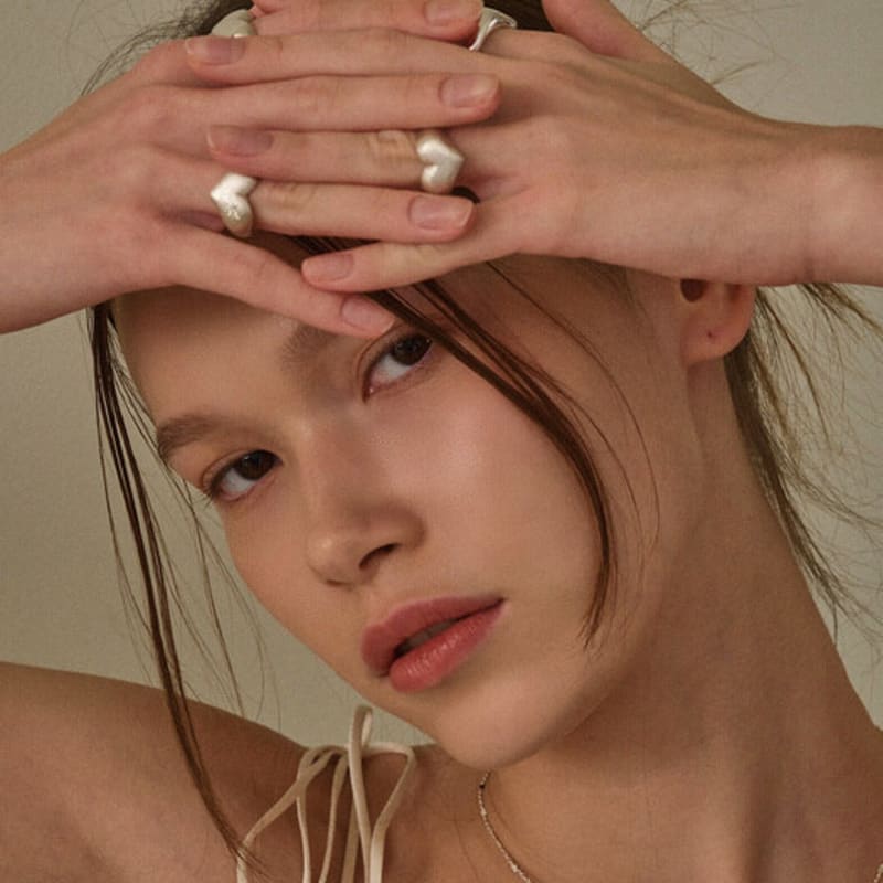 

emott Heart signet Ring silver_matte