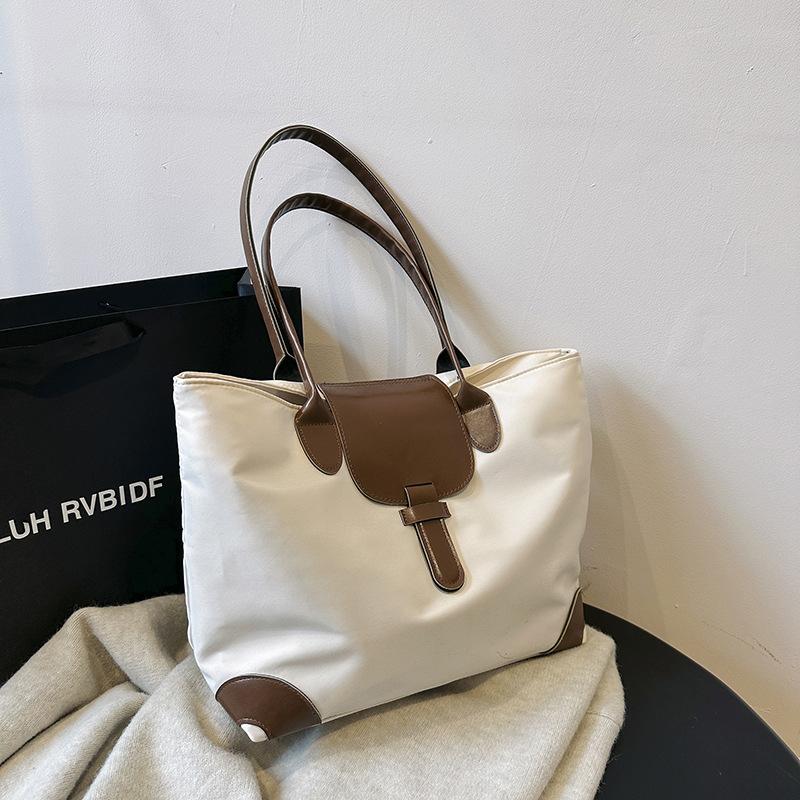 

Сумка из ткани Оксфорд, женская сумка 2024 года, новая простая модная сумка большой вместимости для отдыха и путешествий, сумка-тоут белый