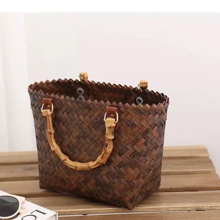 Handmade Rattan Woven Handbag: Retro Bamboo Straw Beach Basket