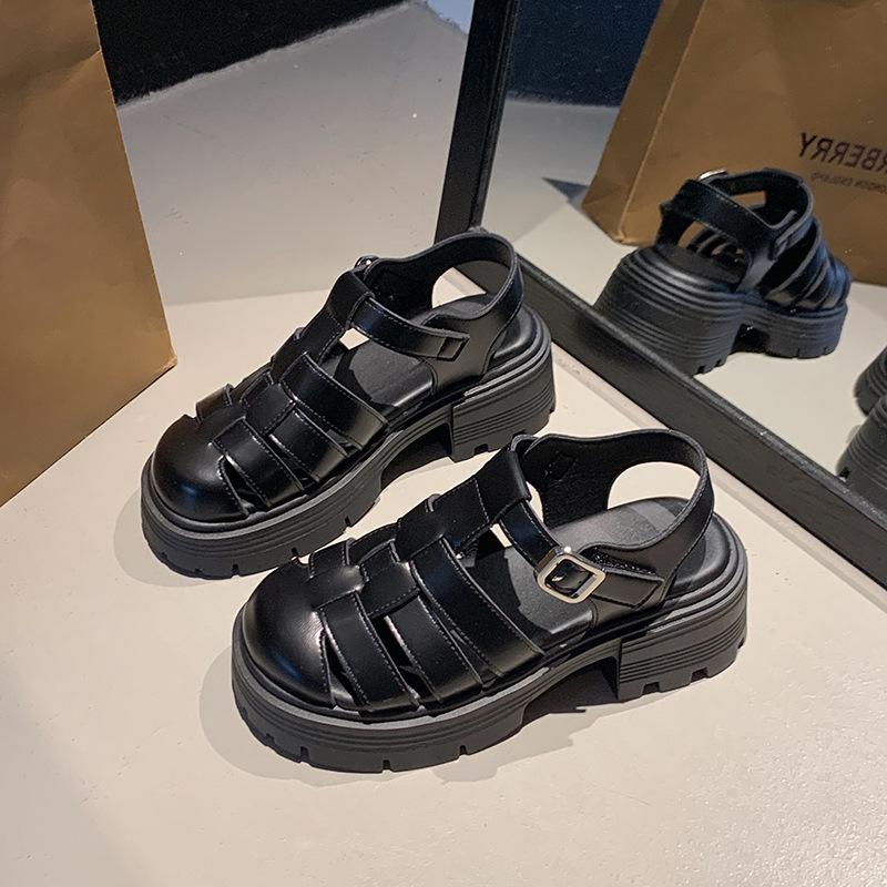 Baotou drag thick-soled Roman sandals women's summer 2024 breathable Velcro French hollowed-out thick-heeled pig cage shoes