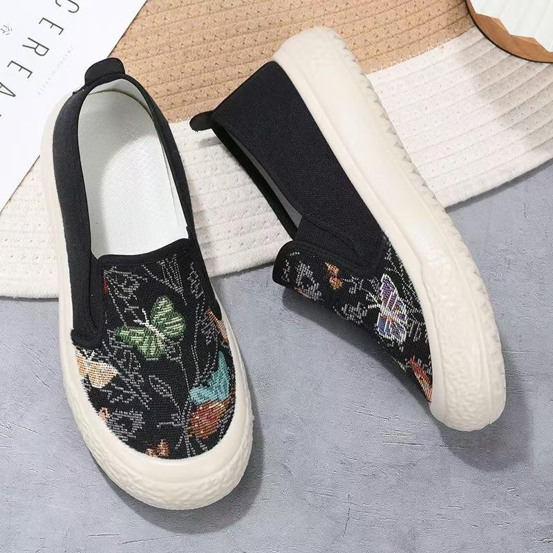 Spring new shoes round head canvas shoes breathable soft sole student lazy shoes single shoes