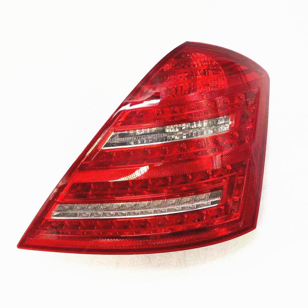 LED Taillight Assembly for Mercedes-Benz S-Class W221 (2010-2013) S300L/S350L/S600L