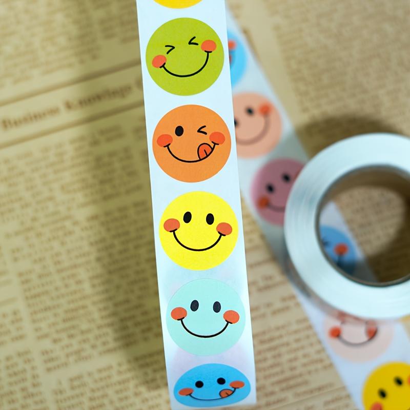 500pcs Colorful Round Smiley Face Stickers Wink Blush Expression Reward Labels Notebook Envelope Decor DIY Craft Sealing Sticker