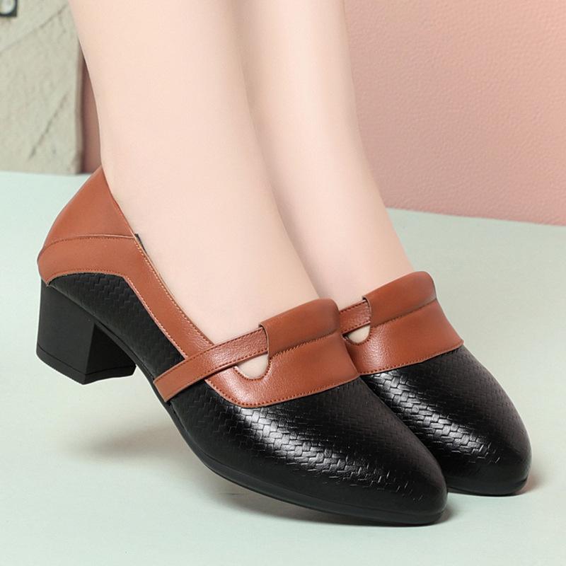 Soft Leather Single Shoes French Retro Pointed-Toe Leather Shoes Shallow Mouth Loafers For Women'S Autumn New Thick Heel Shoes