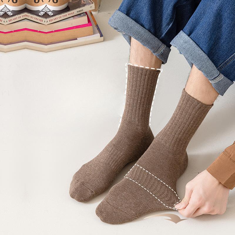 Solid-colored Cotton Socks, Men's Spring and Autumn Sweat-absorbing and Odor-proof Mid-calf Socks, Men's Versatile Sports Socks