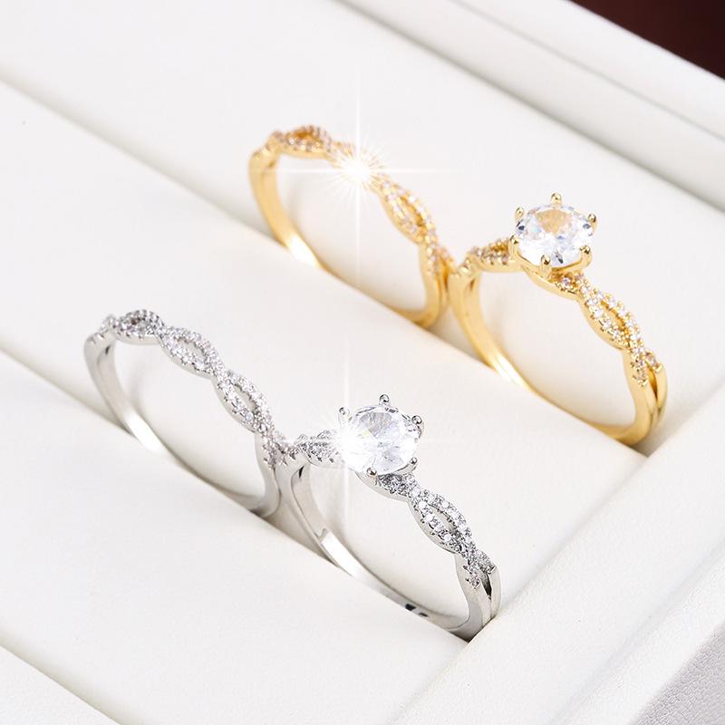 Zirconia Knotted Twist Ring Set: Exquisite Two-Piece Jewelry for Women