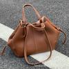 Premium sense niche bag women's 2025 new fashion shoulder bag large capacity tote bag Maillard commuter bag