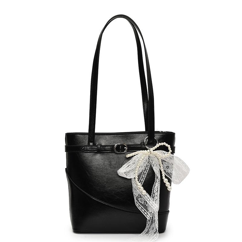 New Product Wholesale Fashion High Sense Korean Version Temperament Portable Bucket Bag Versatile Commuter Spice Girl Style Messenger Bag