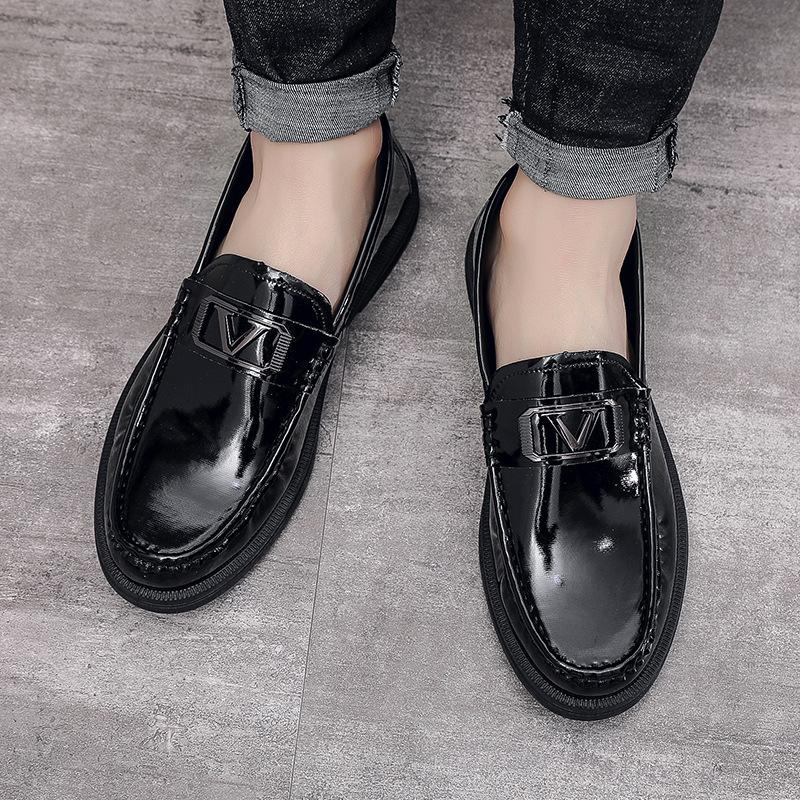 

Leather shoes men s spring one-pedal breathable British trend business leisure loafer lazy beanie shoes board shoes men 39
