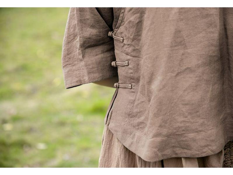 Elegantes Sommerhemd für Damen im Retro-Chinesischen Stil mit Stehkragen und Froschknöpfen, Mittellanges Baumwoll-Leinen-Oberteil.
